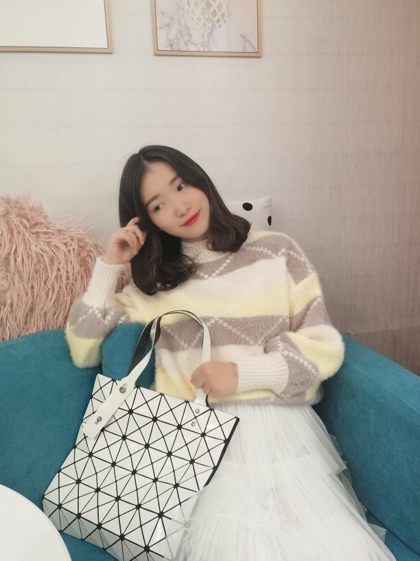 Borsa a spalla singola con griglia geometrica a diamante pieghevole a forma di diamante opaco in PU in Giappone_voghion.com