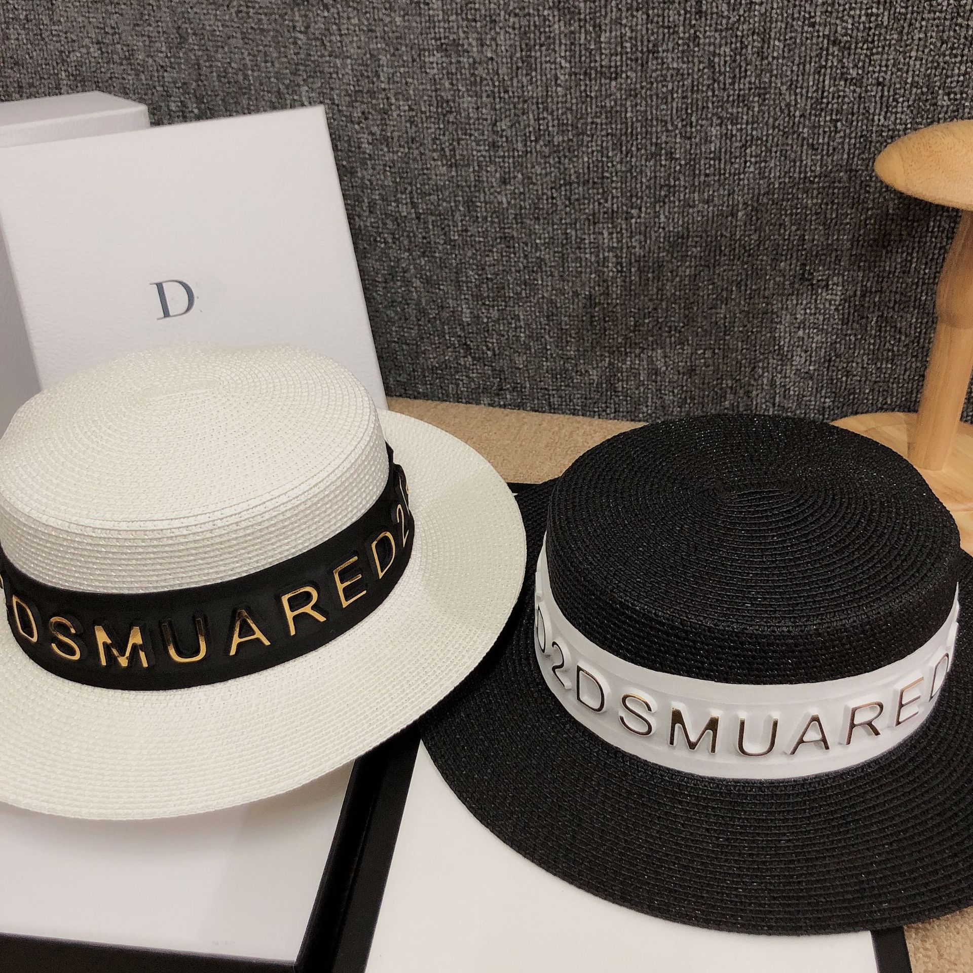 14342659726_1247660428