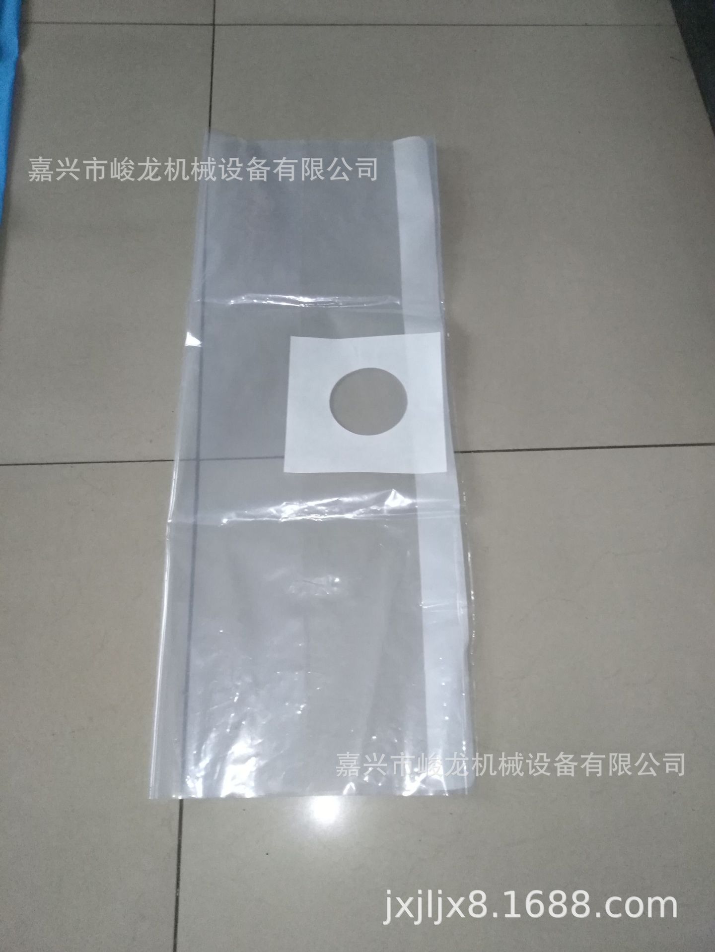 1峻龙制造：手术盖单折叠机，手术垫单折叠机，手术床单折叠机