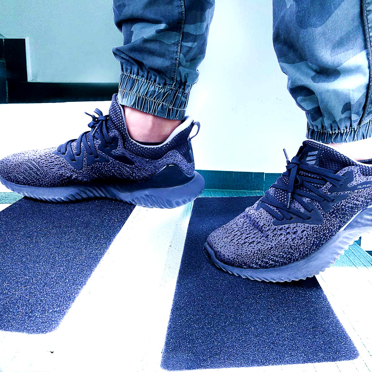 黑色PVC防滑贴04