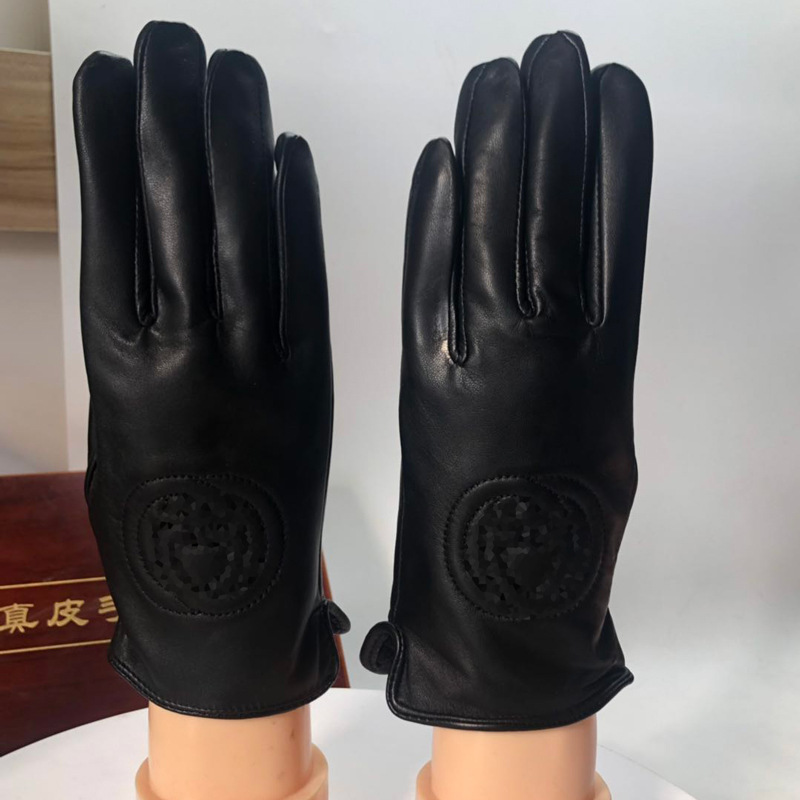 2021����������Ƥ����Ůʿ�������Ᵽů����ʱ����óһ������