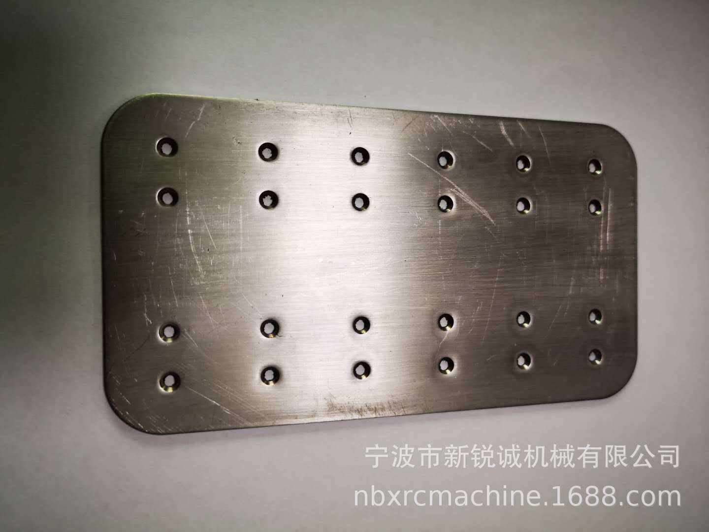 供应不锈钢冲压件 冲压件 汽车工具冲压 按图按样可以开发