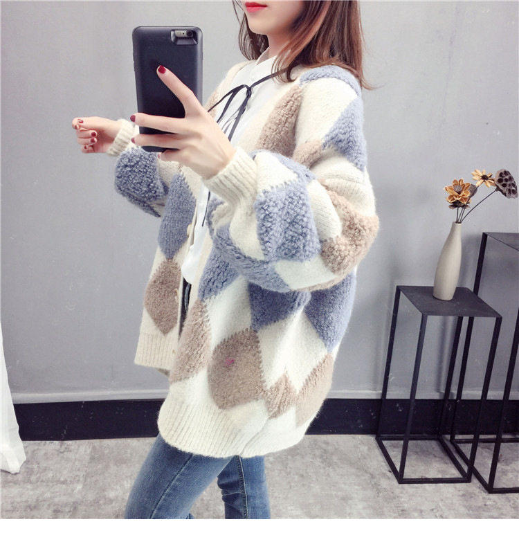 Women's Cardigan Long Sleeve Sweaters & Cardigans Button Casual Argyle display picture 4