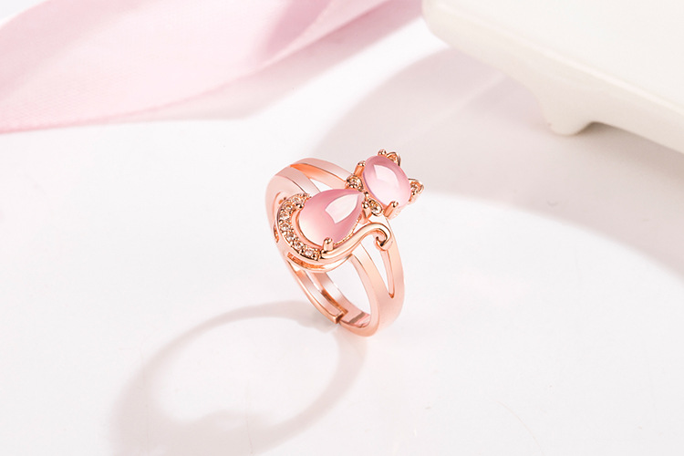 Korean Pink Crystal Cat Ring Female Diamond Hibiscus Stone Cat Open Fashion Ring display picture 3