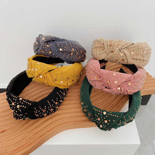 Hot Diamond Knotted Wide-brimmed Velvet Rhinestone Non-slip Simple Headband Wholesale display picture 2