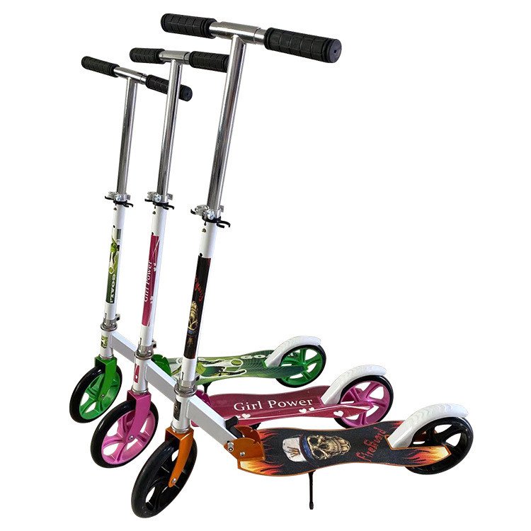 【批发】跨境校园成人两轮代步滑板车8寸折叠脚踏scooter定制OEM