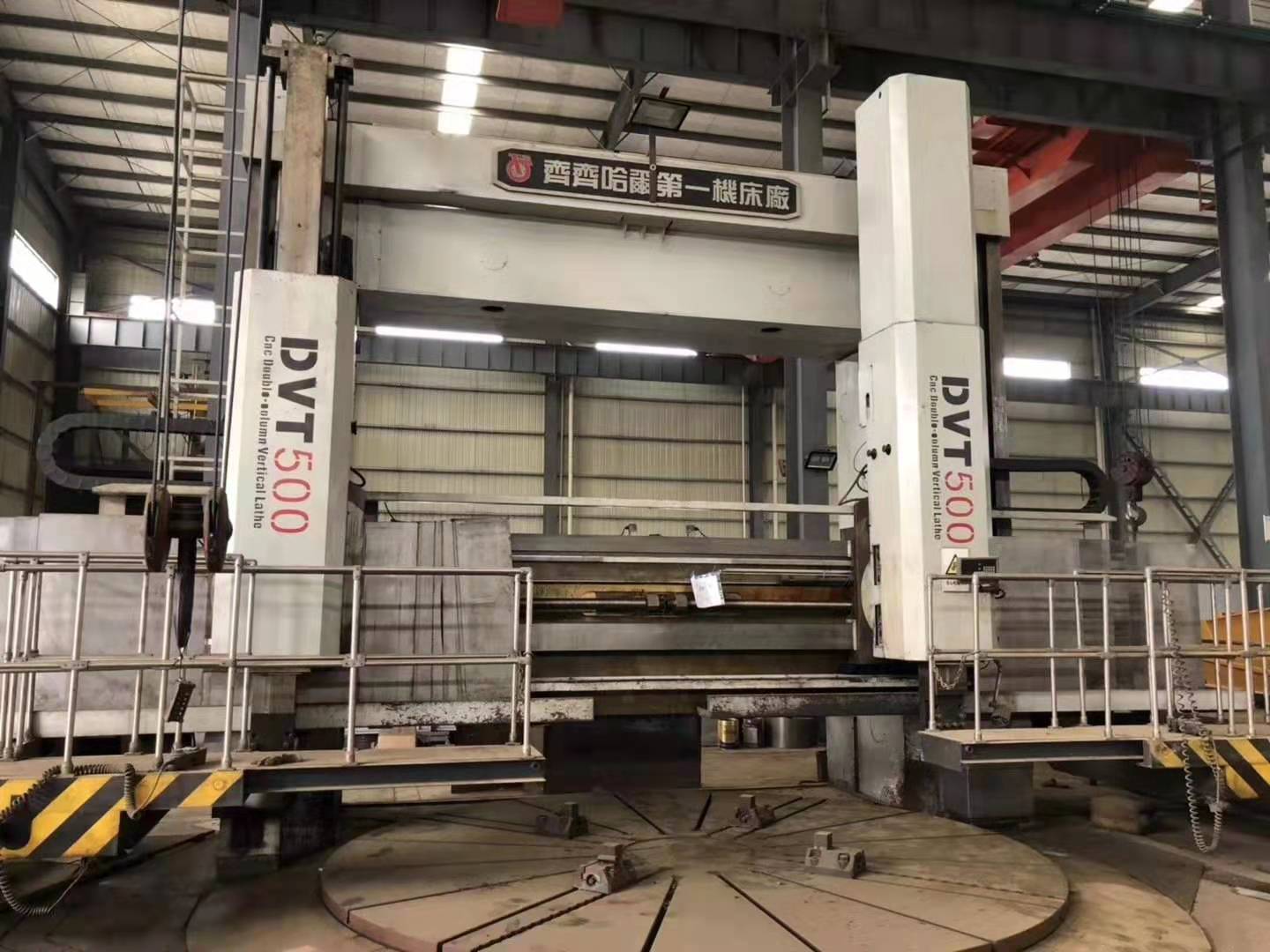 闲置不用赔本出售【齐重DVT500X31-40数控双柱立式车床】