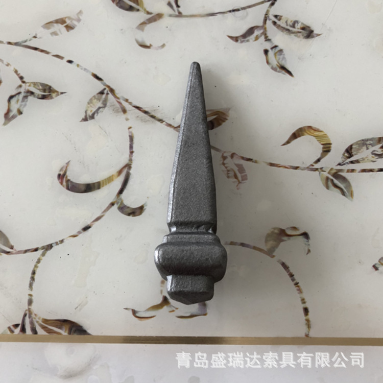 青岛即墨工厂供应多种锻造铁艺矛头装饰配件大批生产