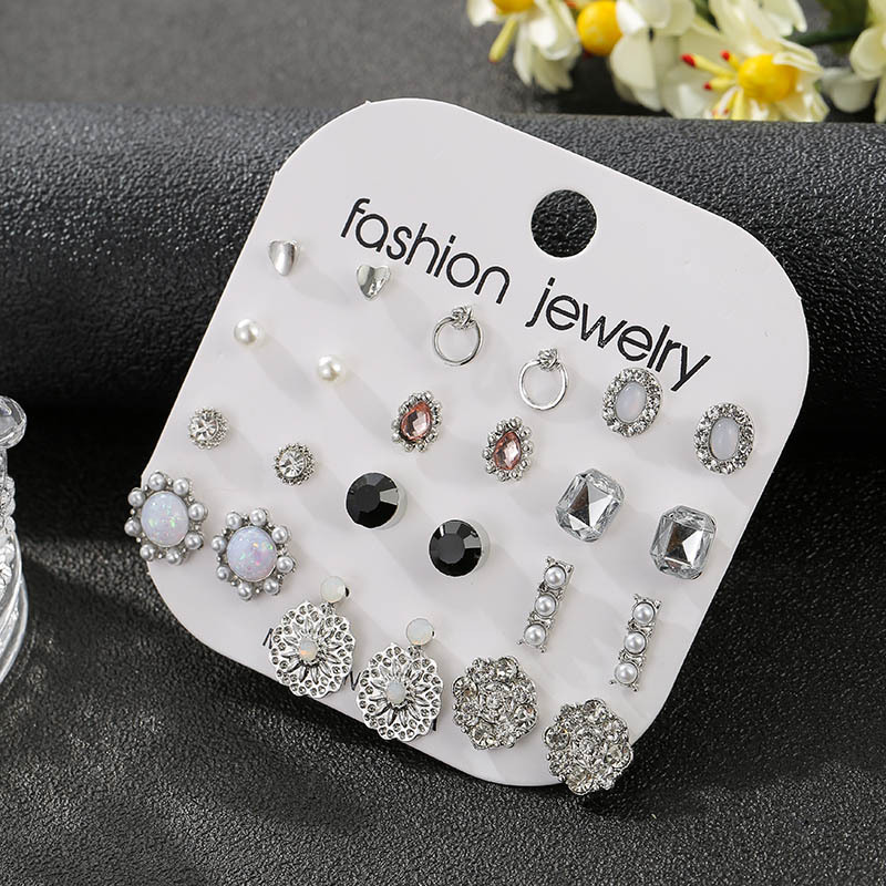 Korean New Trend 12 Pairs Set Simple Crystal Women's Alloy Earrings display picture 3