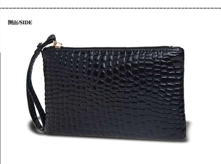 2777567708_1642529853