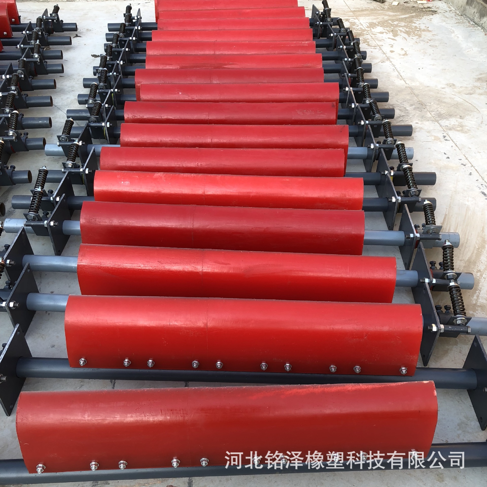 厂家供应聚氨酯合金清扫器 聚氨酯刮刀清扫器 清扫器刮刀可定