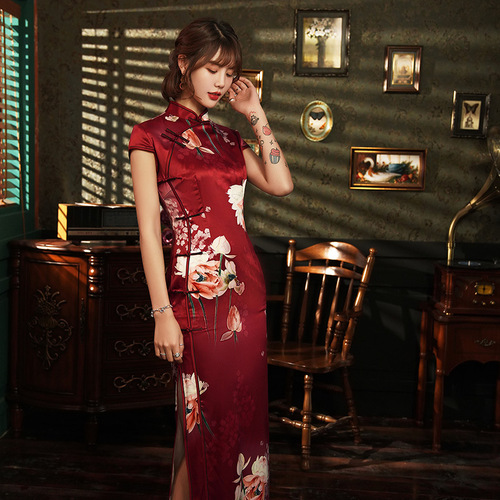  Red flowers chinese dresses for women photos shooting performance Cheongsam retro long qipao dress