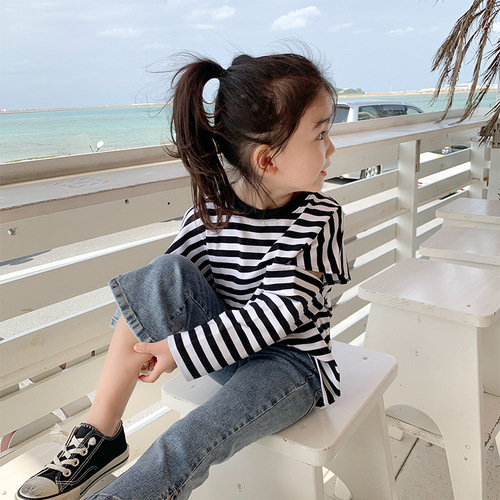 Girls light color slim fit stretch jeans spring and autumn new baby girl trousers Korean style side slit flared trousers