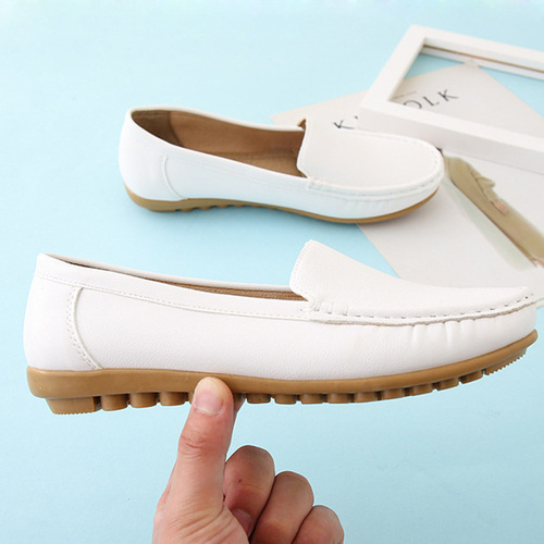 New nurse shoes, women's hospital work shoes, soft sole wedges, comfortable and breathable single shoes, solid color shallow mouth lazy shoes wholesale