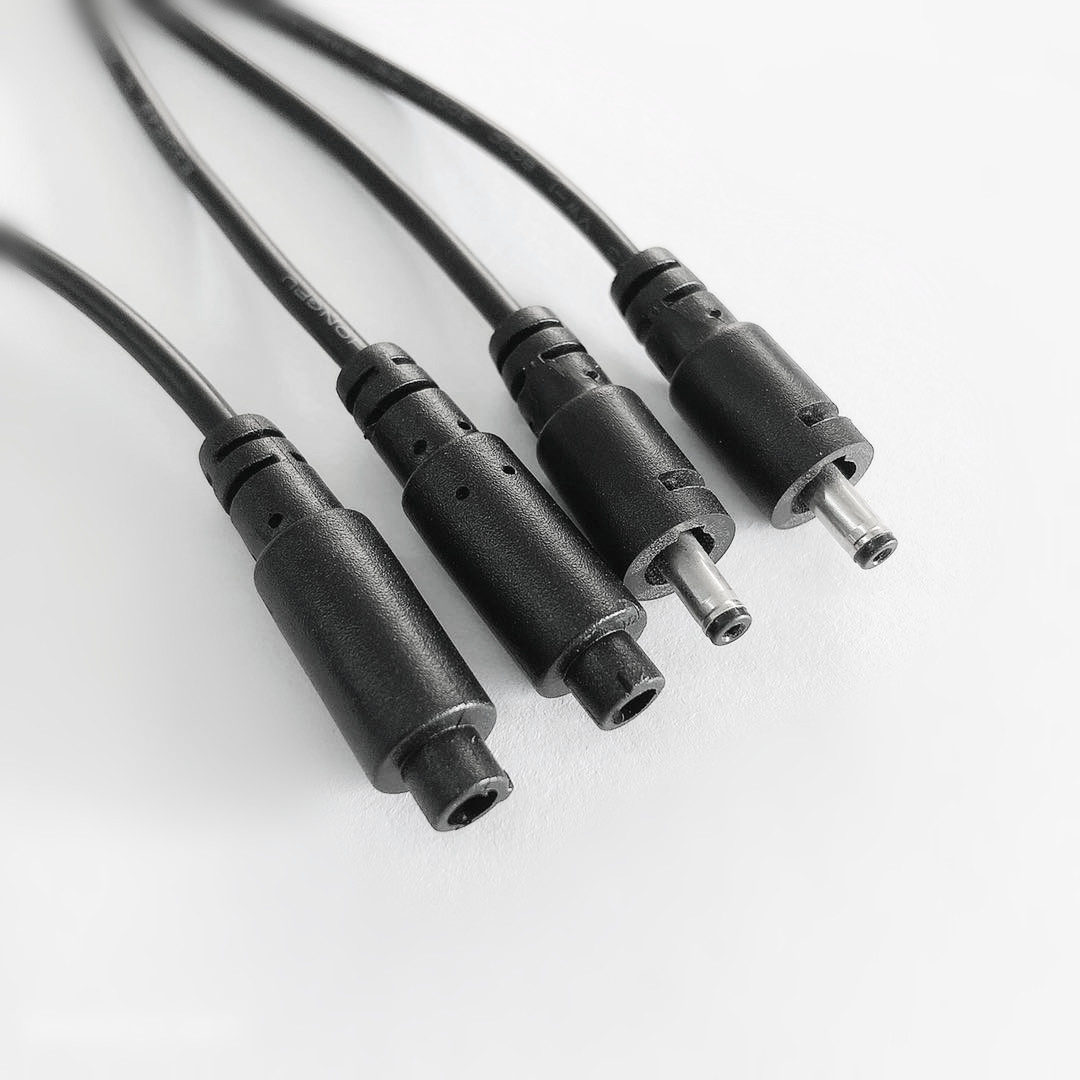 Manufacturers supply environmental protection UL2464 22AWG black 3.5*1.35 With buckle anti pull feature Male and female DC Line