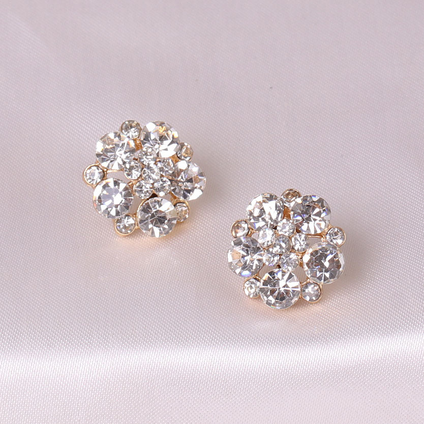 Rétro Géométrique Diamant Alliage Pierres Précieuses Artificielles Des Boucles D'oreilles Boucles D'oreilles display picture 3