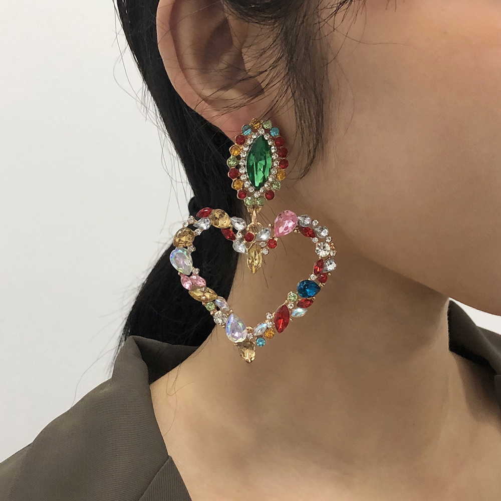 36g Weight No Inlaid Inlay Material Earrings Classification Housewarming, Anniversary, Business, Wedding, Travel, Birthday Occasion Alloy Material Geometric Pattern Women'S Gender Exaggerated, Fashion Style White Color Exaggerated Fashion Geometric Alloy No Inlaid Women'S Earrings 2
