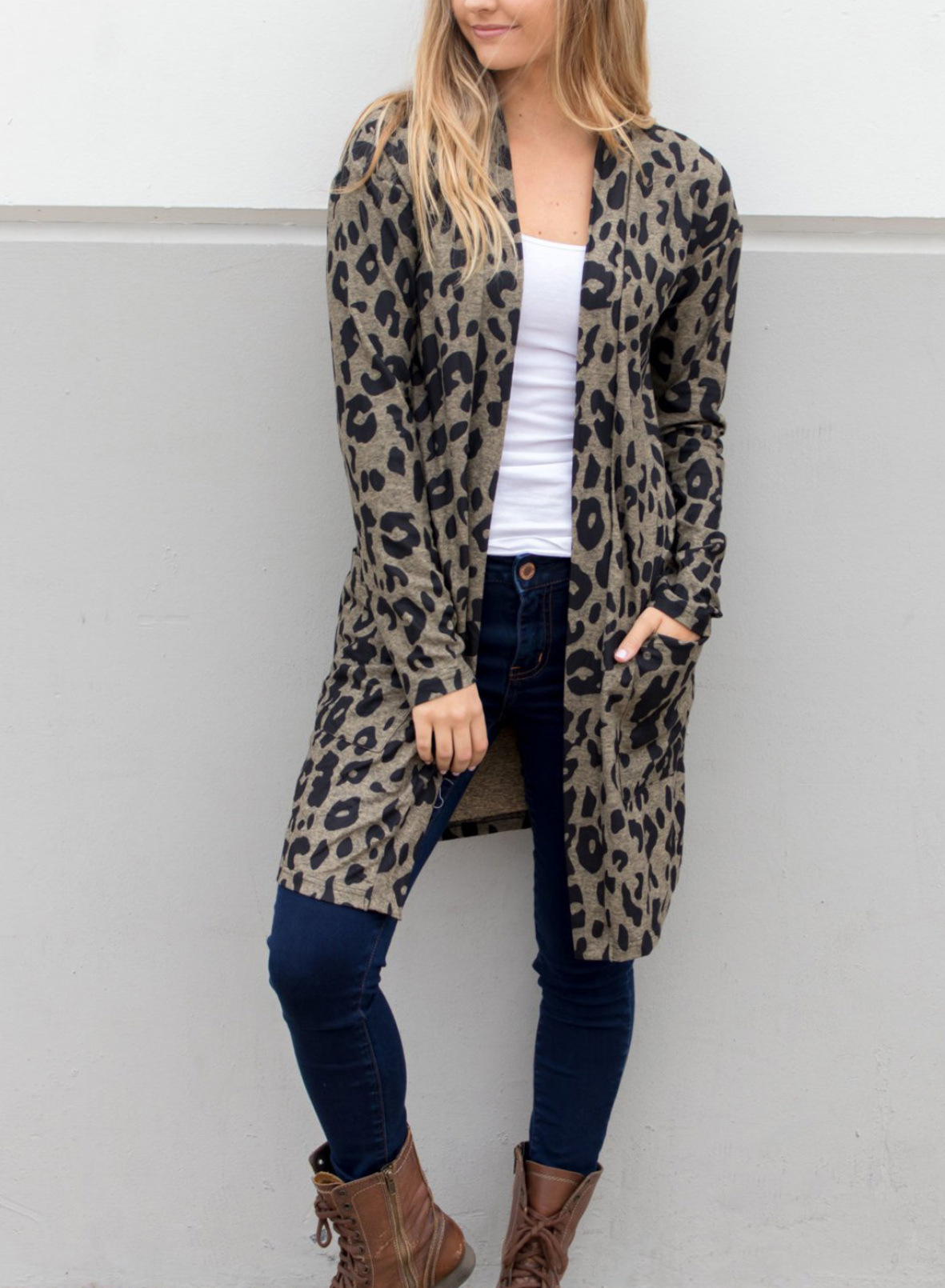 women autumn and winter new style leopard print casual long-sleeved knitted cardigan jacket  NSSI2758