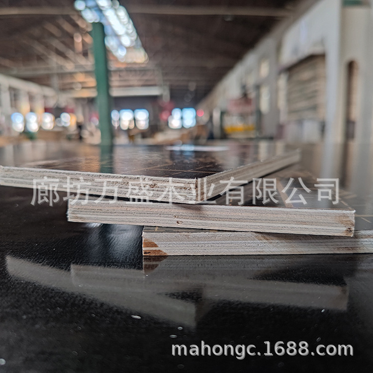 Деревянные панели/деревянные панели 文安厂家建筑模板黑覆膜胶合板1.22*2.441.8*0.915木板材