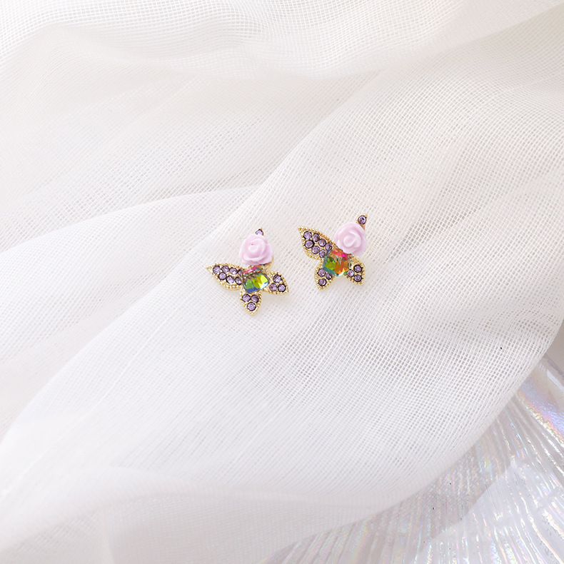 Palace Vent Baroque Strass Fleurs Papillon Boucles D'oreilles Oreille Clip Os Violet Rose Cristal Boucles D'oreilles En Gros Nihaojewelry display picture 1