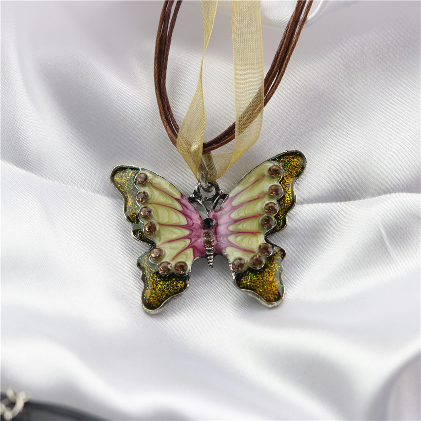 Colorful, Insect, Butterfly Pattern Women's Gender Retro Colorful Insect Butterfly Alloy Pendant Necklaces Wholesale
