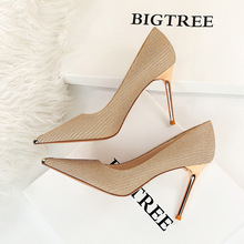 6826-17 European and American fashion sexy banquet show thin thin thin heel high heel shallow mouth metal pointed high heels women's single shoes