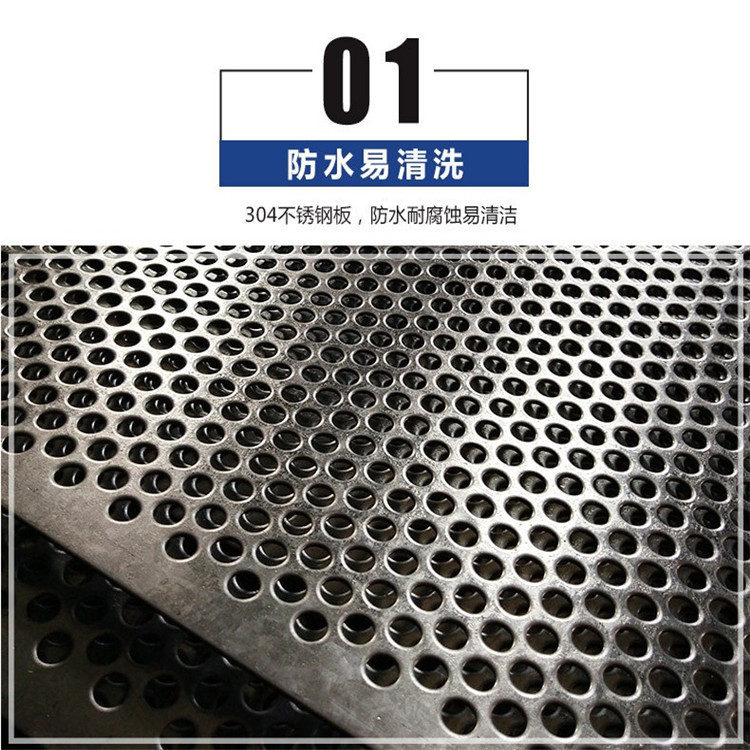 16903759768_2063690049