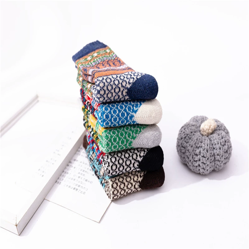 Warm woolen retro socks, Amazon