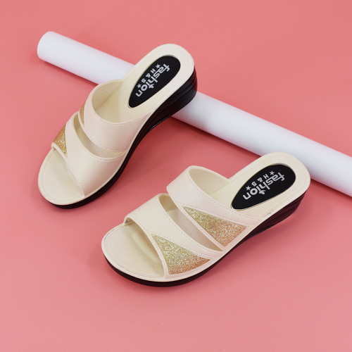 High-Heeled Plastic Slippers for Women - Summer Outdoor Wear, Fashionable Ins Trend, Household Indoor Cooling Slippers for Women - Versatile Thick Sole, 2020 New Arrival