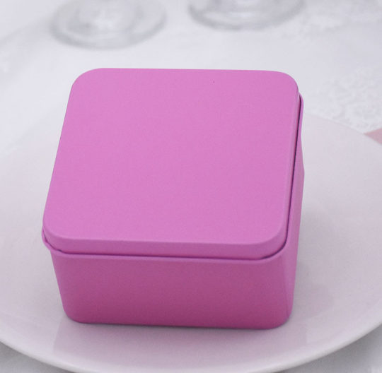 Factory direct tinplate box frosted iron square medium 8*8*4.5cm candy box gift box tea box