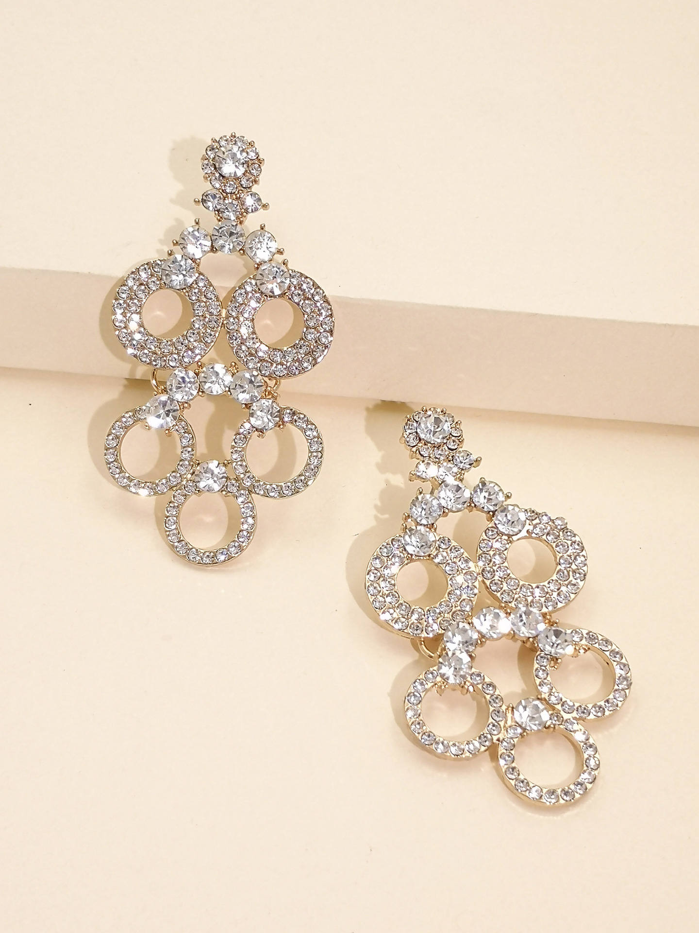 Exaggerated Geometric Hollow Fashion Personality Temperament Earrings display picture 4