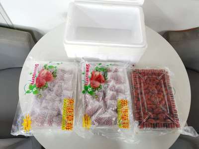 丹东九九草莓小柿子组合 草莓2.8斤  409小柿子2斤 辽宁省内包邮