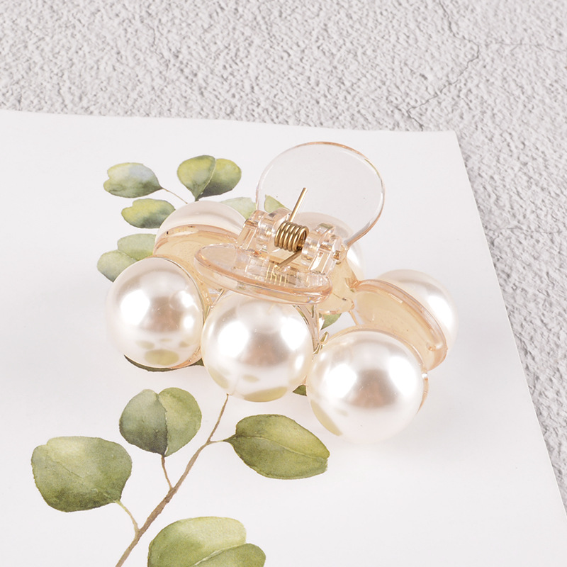 Pearl Large Hair Catch Clip display picture 7