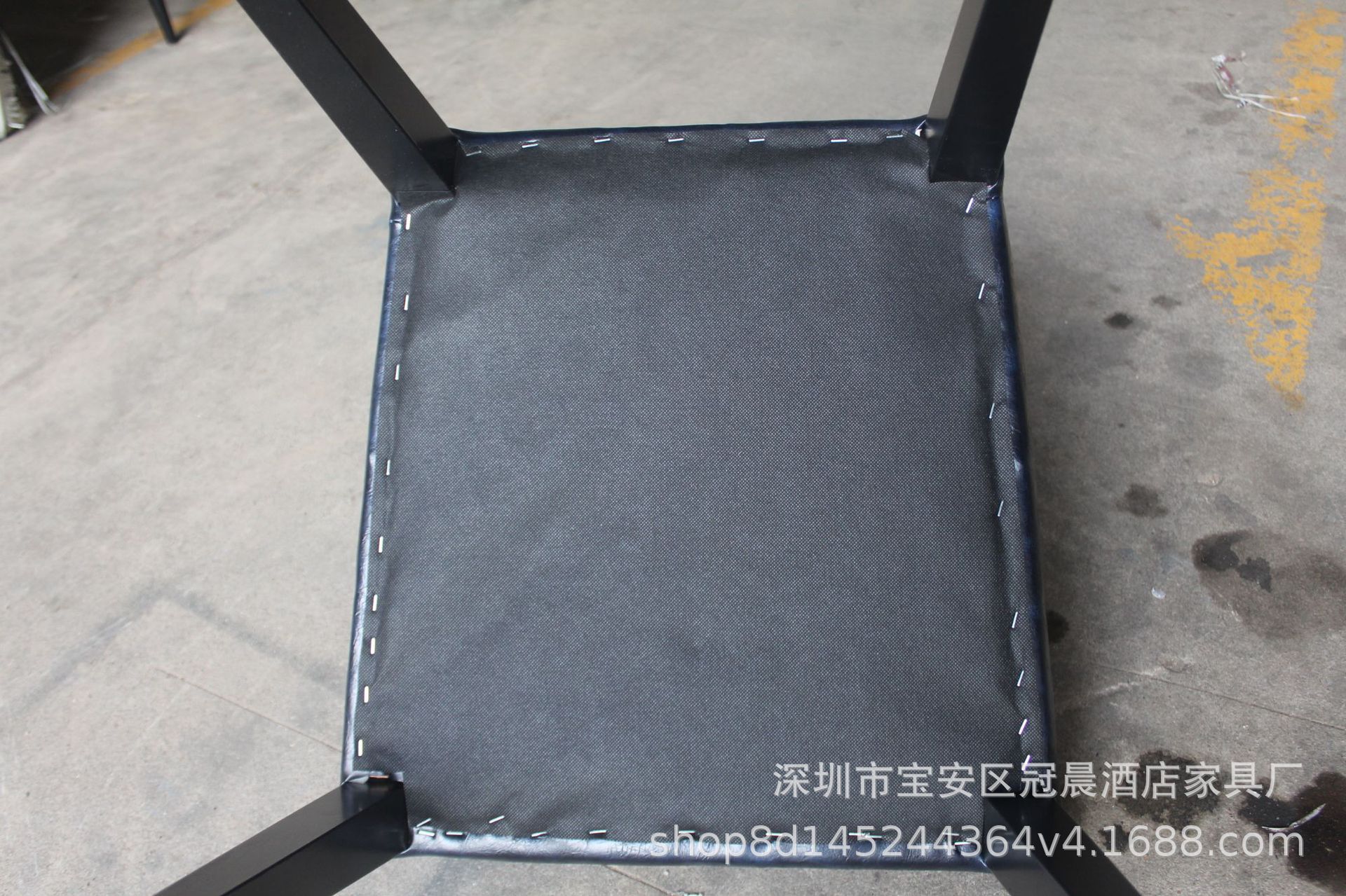 12055605766_2081556151