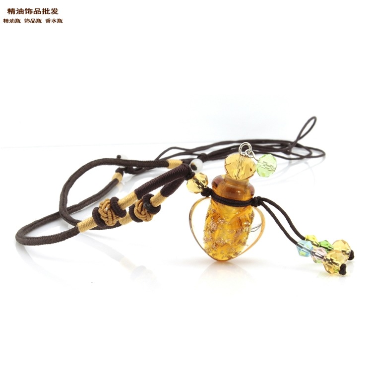 中国精油饰品网批发琥珀色桃心形金沙款双扣绳项链5.jpg