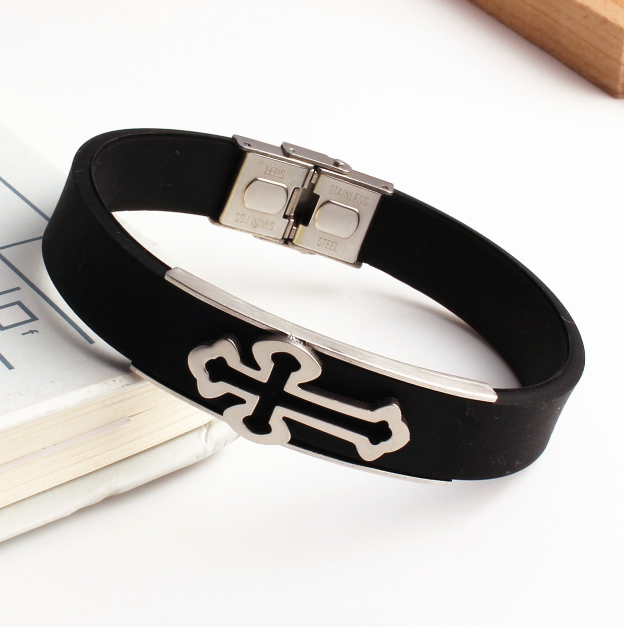 bracelet stainless steel