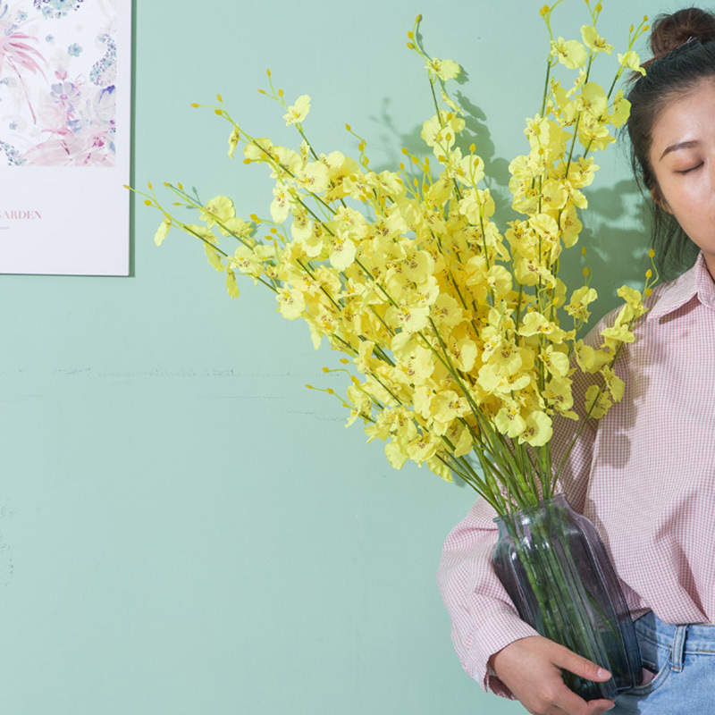 11647698388_138189699