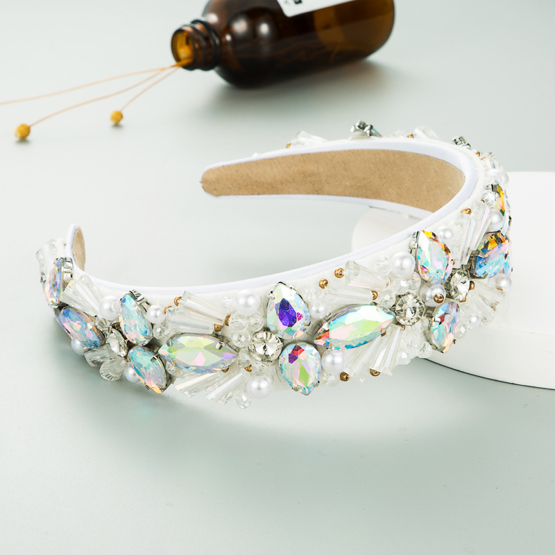 Crystal Pearl Beaded Diamond Headband display picture 5