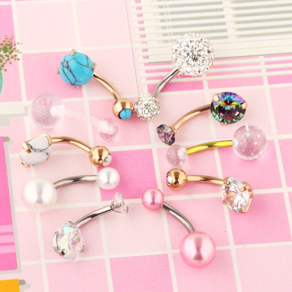 16G labret stud size and finish detail