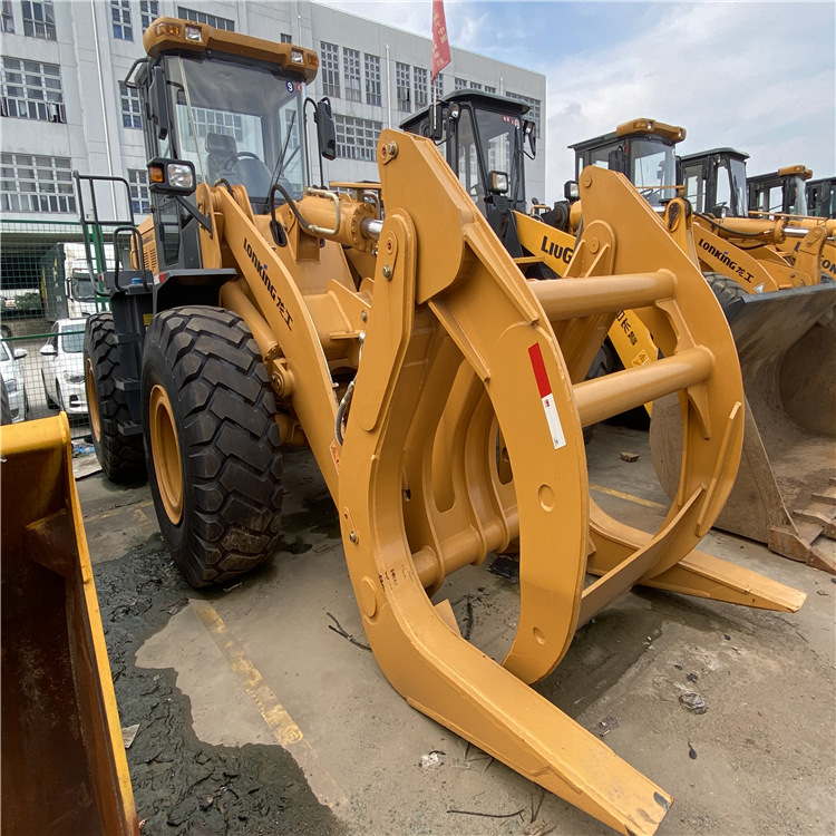 木材抱夹50装载机，二手夹木头装载机，二手龙工5吨夹木头铲车