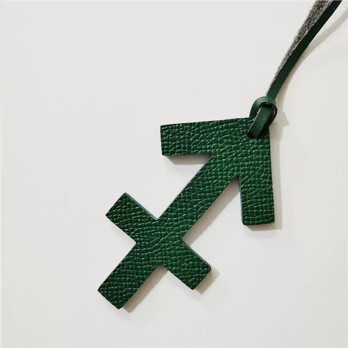 П pendant, трехмерная сумка, аксессуар