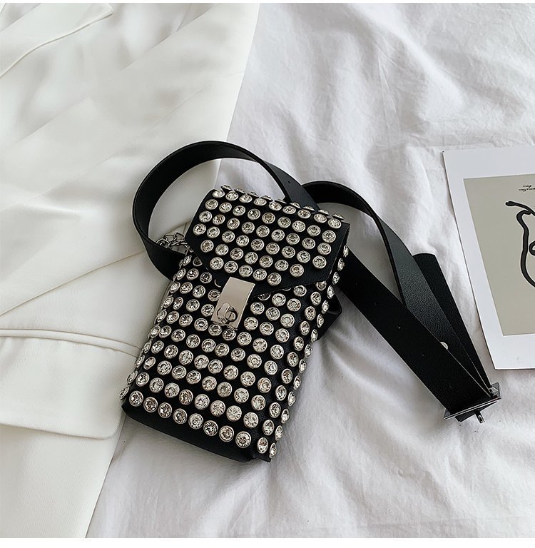 New Fashion Mini Retro  Diamond Shoulder Messenger Bag display picture 5