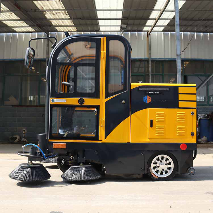 驾驶式工业车间吸尘扫地机小区物业路面落叶垃圾清扫机现货