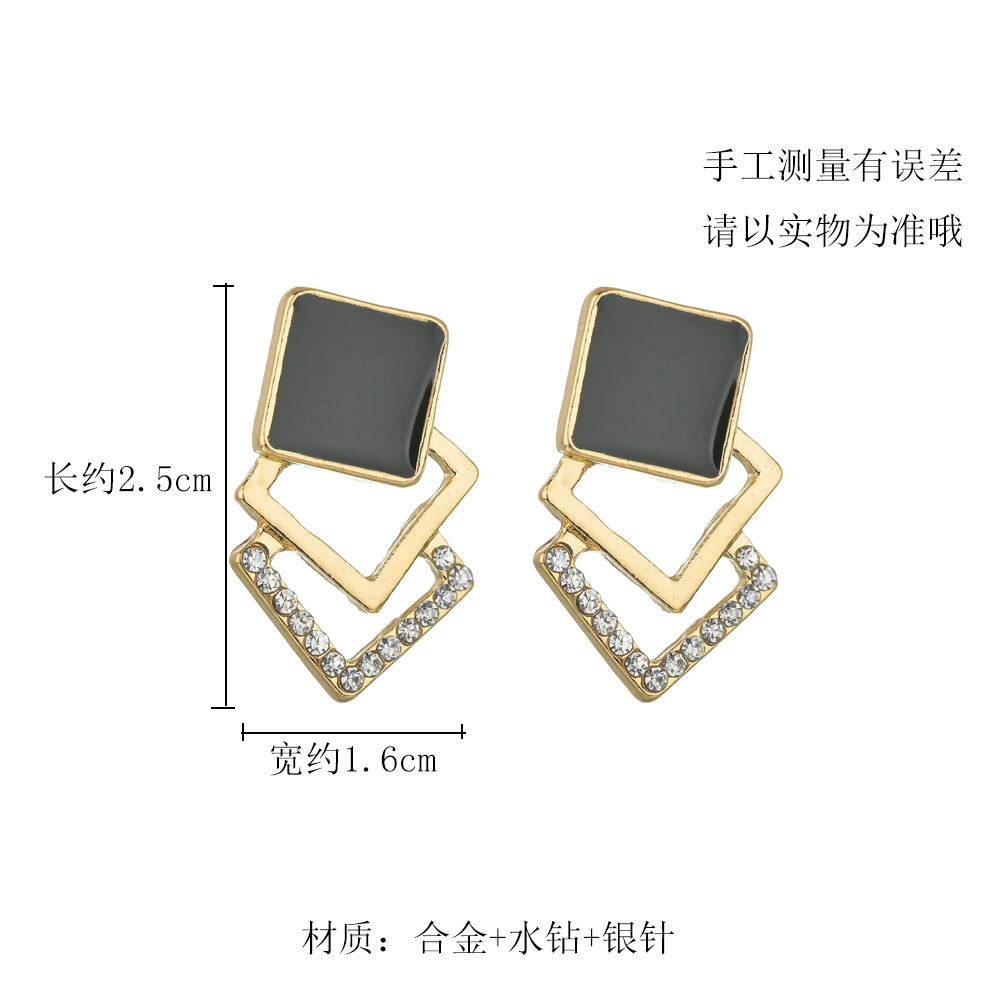 Korean Multi-layer Retro Diamond Earrings display picture 3