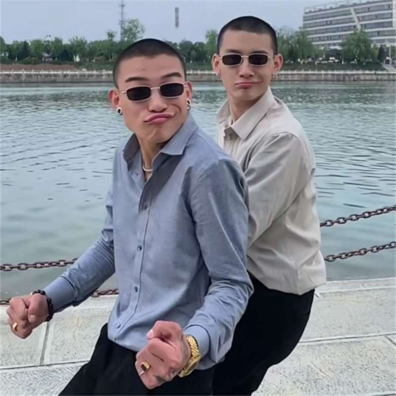 50g Weight Full Frame Glasses Structure Sunglasses Classification PC, UV400 Protection Lens Material Fashion Solid Color PC UV400 Protection Square Full Frame Women's Sunglasses