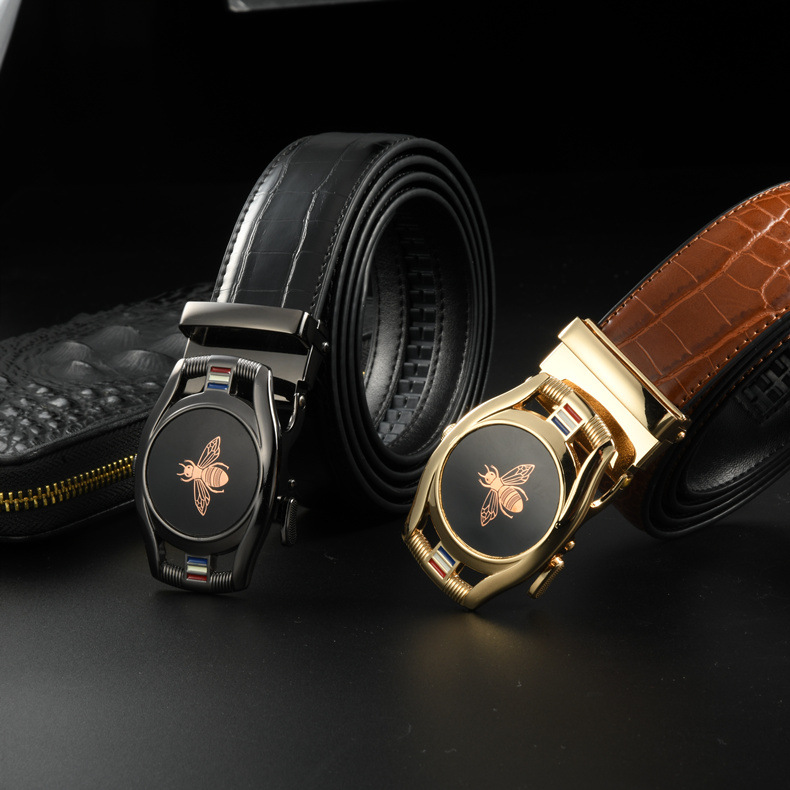 2023 New Hot Selling Crocodile Belt Men's Automatic Belt Buckling Floor Stand Men's Belt Embossing Technology_viptrois.com