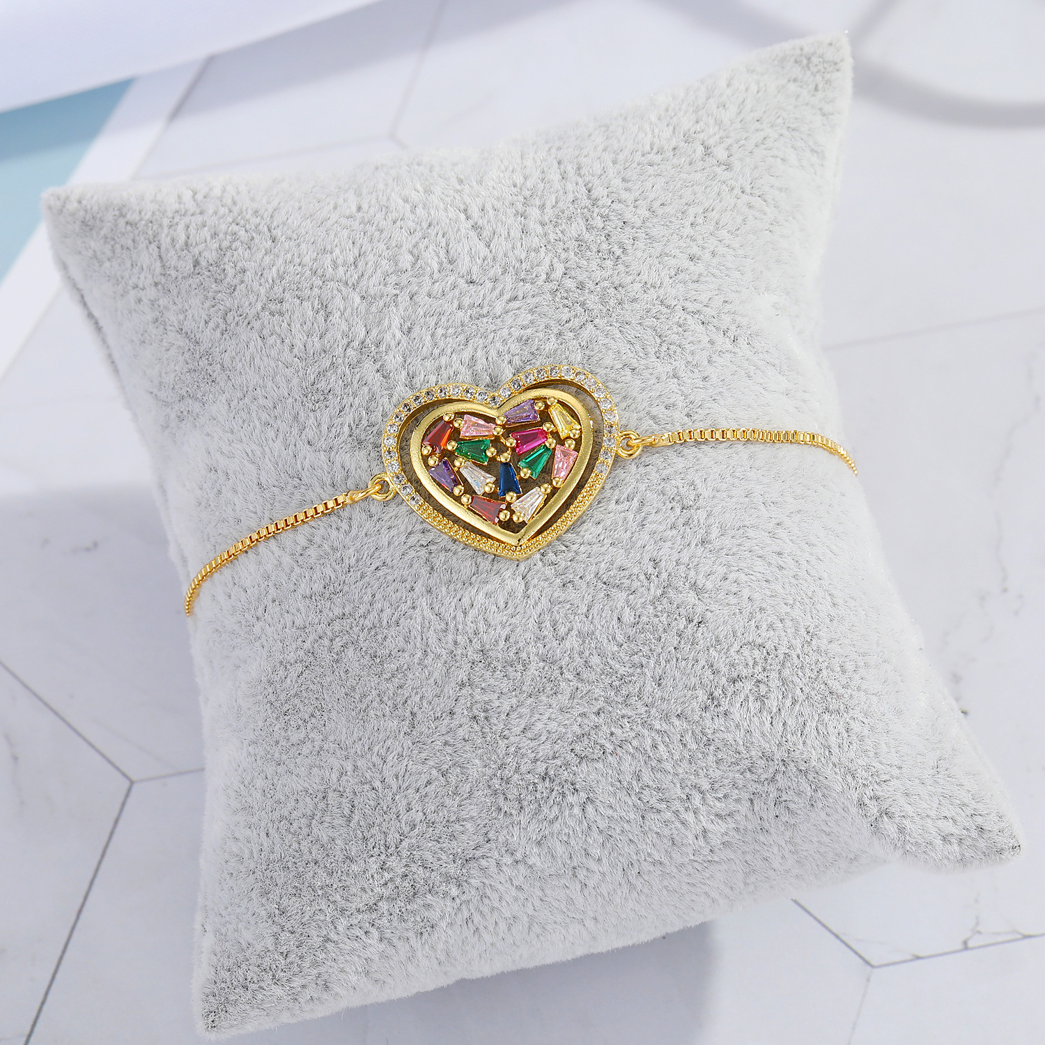 10g Weight No Inlaid Inlay Material Bracelets Classification Wedding, Travel, Birthday, Festival Occasion Alloy Material Geometric Pattern Women'S Gender White, Green Color Geometric No Inlaid Alloy Chain & Link Bracelets Wholesale 7