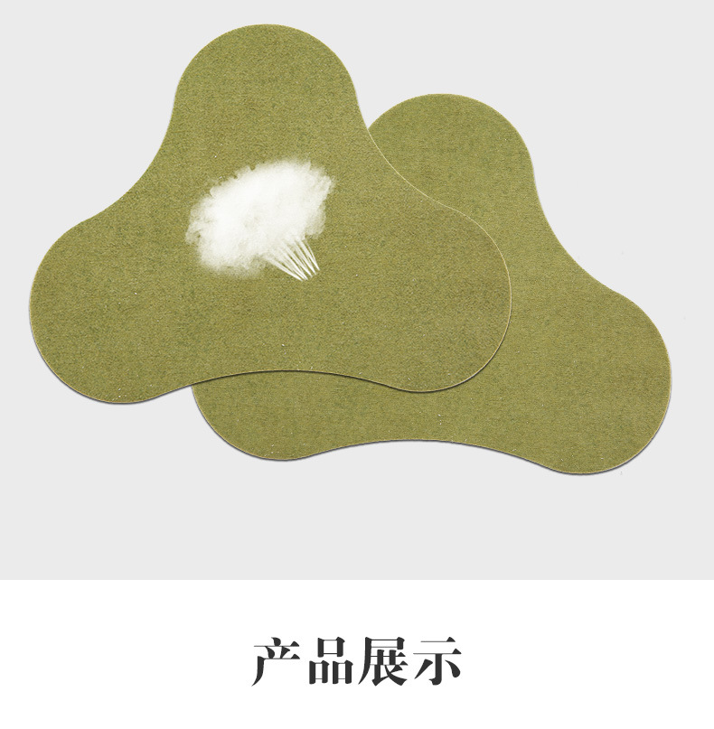 Moxa Warming Patches Ai Jiu Tie Herbal Topical Patches for Neck Knee Waist and Joint Care 2 Patches per Bag in use