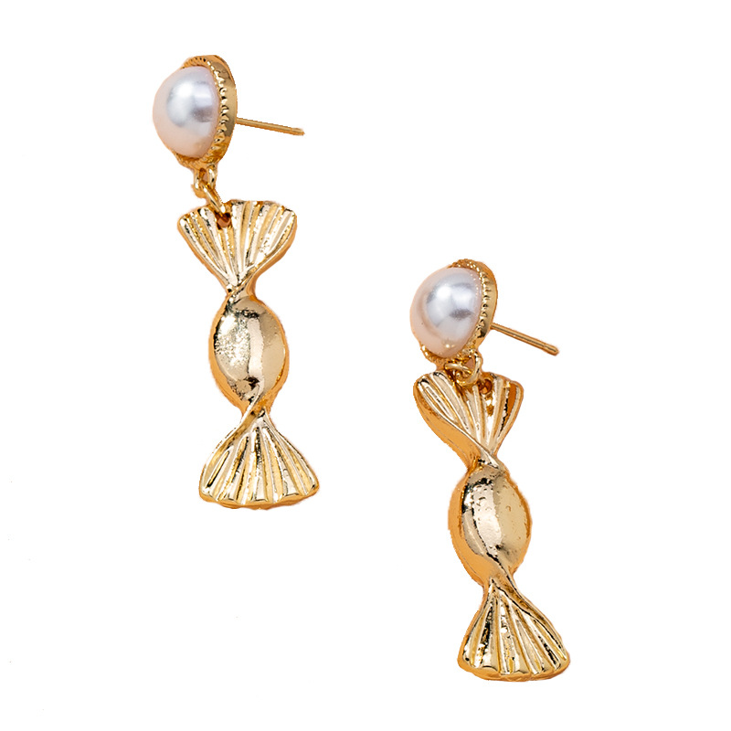 Korean Cute Inlaid Pearl Candy Playful Sweet Beauty Alloy Earrings Wholesale display picture 5