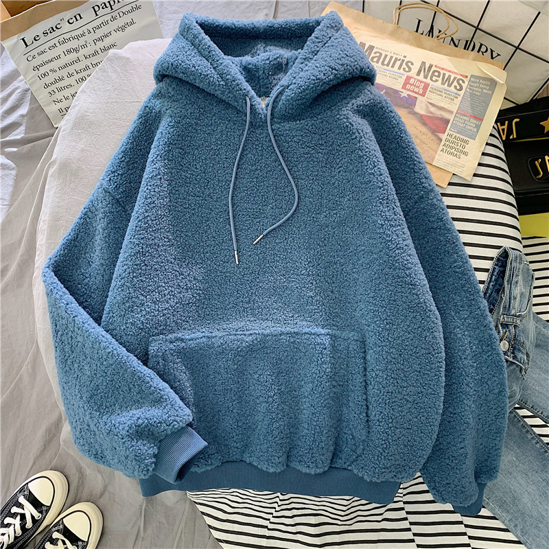 Ins super popular suéter con capucha de lana de cordero otoño e invierno de las mujeres sueltas estilo coreano ulzzang forrado de lana gruesa capa de moda generación de cabello